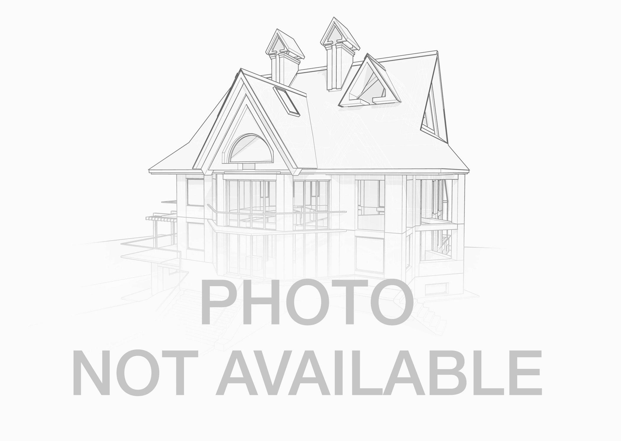 2654 E 77th Street 